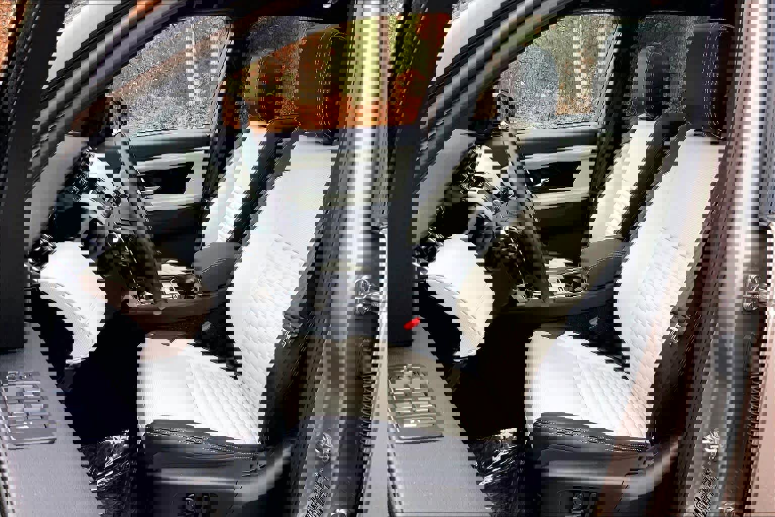 Used 2023 Land Rover Discovery Sport S R-Dynamic image 9