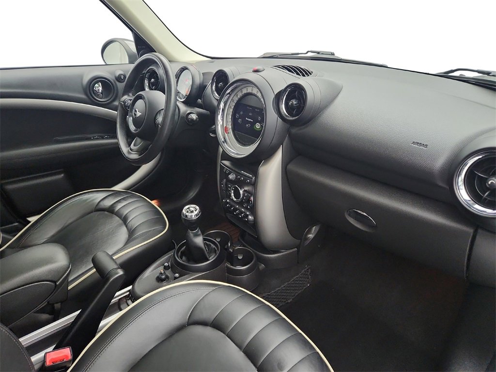 Used 2014 MINI Cooper Countryman image 24