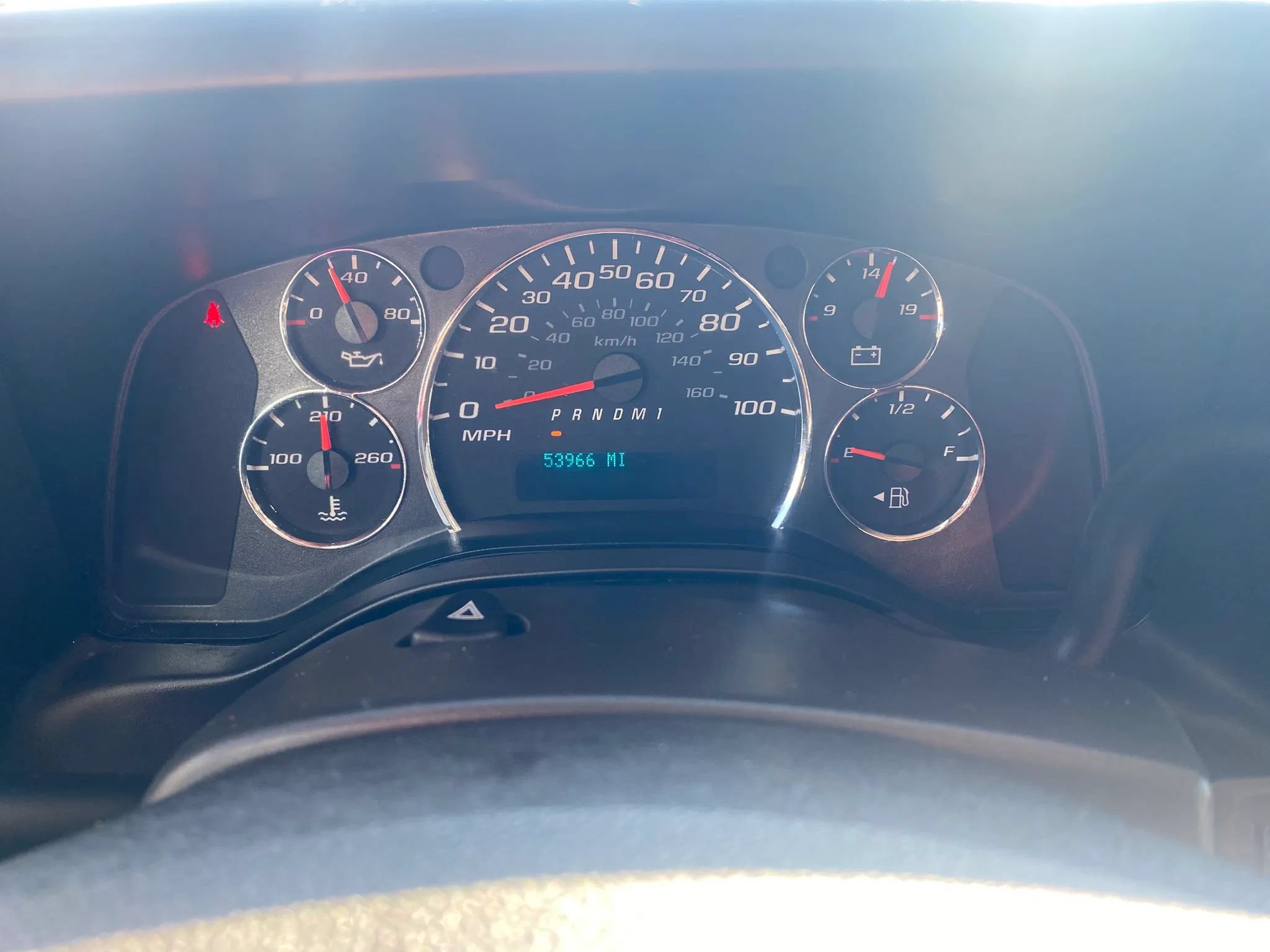 Used 2017 Chevrolet Express 4500 Extended RWD image 11