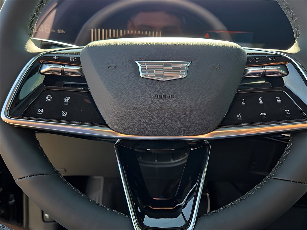 New 2025 Cadillac Optiq Sport 1 image 30