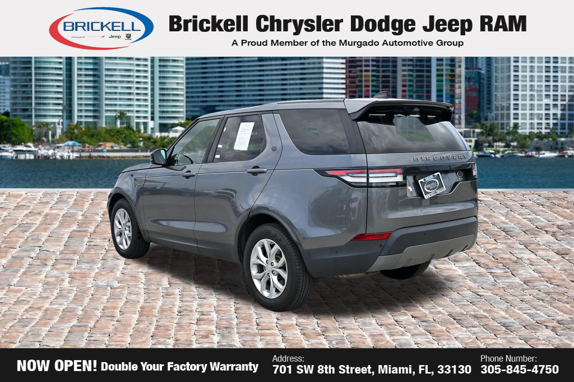 Used 2019 Land Rover Discovery SE AWD/4WD image 7