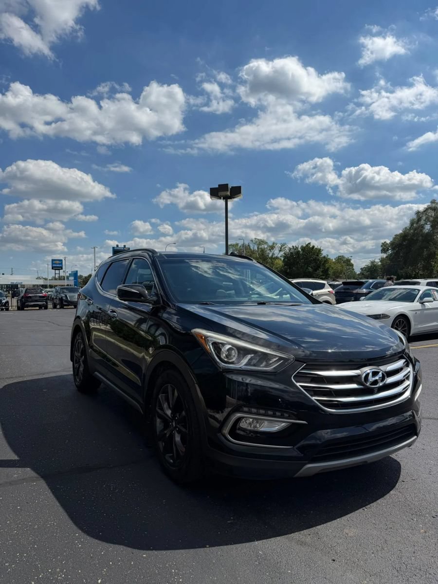 Used 2017 Hyundai Santa Fe Sport AWD/4WD image 3