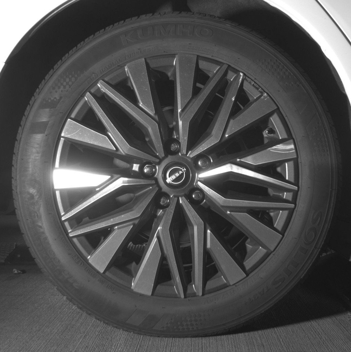 Used 2025 Nissan Altima 2.5 SV image 15