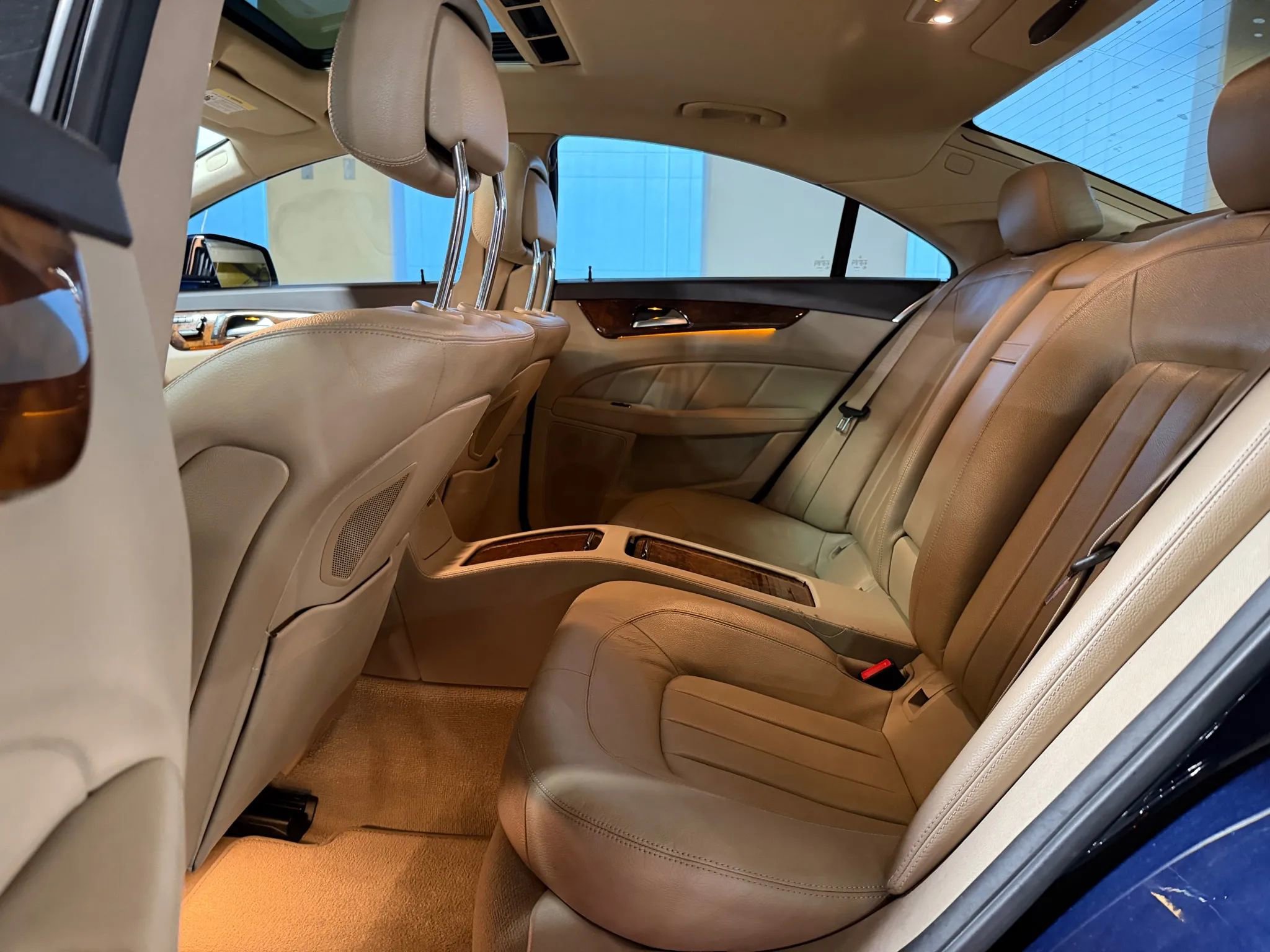 Used 2012 Mercedes-Benz CLS 550 image 13