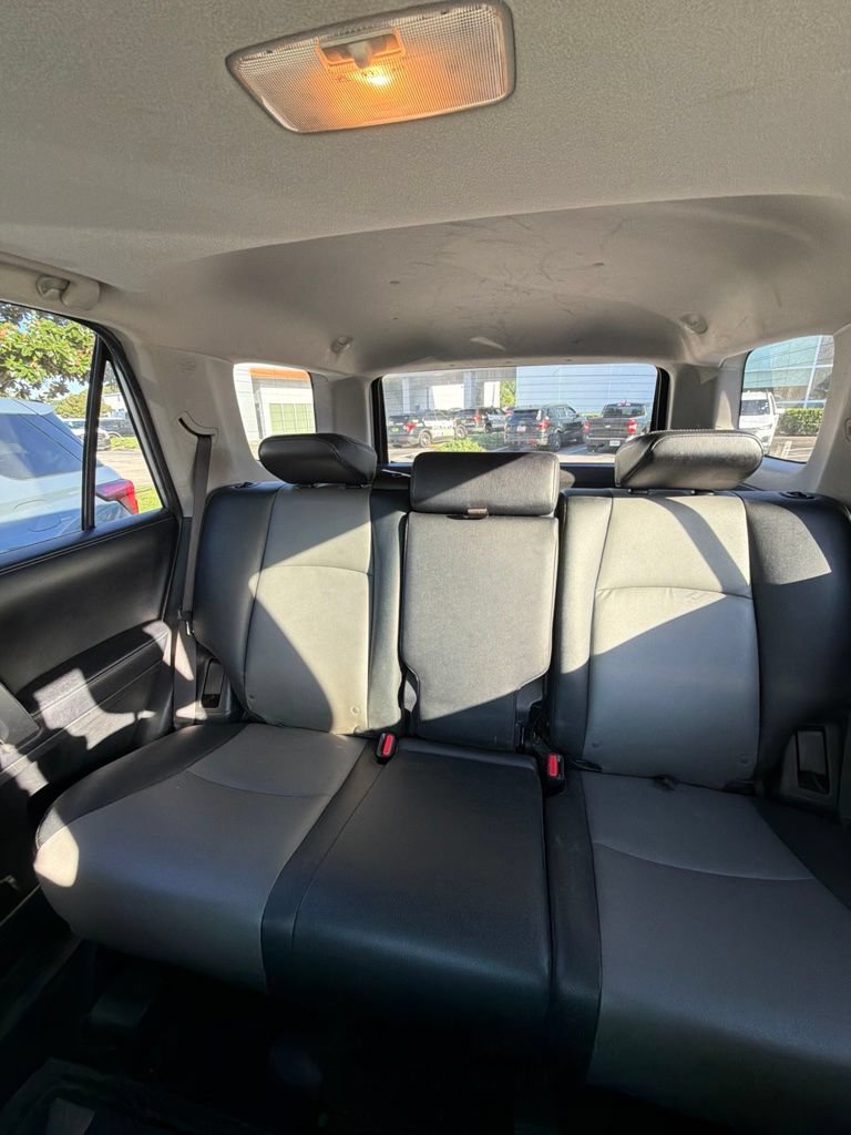Used 2016 Toyota 4Runner SR5 Premium AWD/4WD image 11