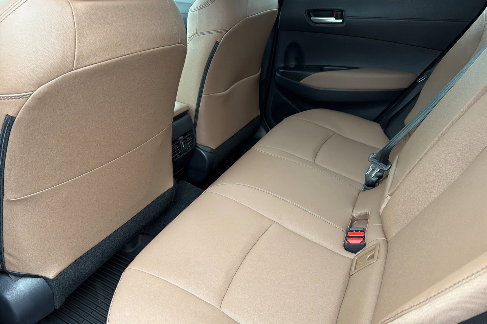 New 2026 Toyota Corolla Cross XLE w/ Convenience Package AWD/4WD image 9