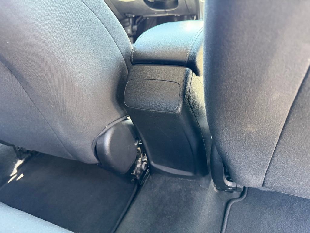Used 2018 Chevrolet Cruze LS FWD image 33