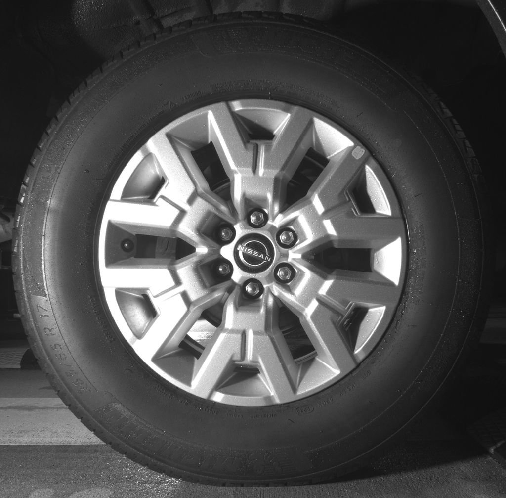Used 2023 Nissan Frontier SV AWD/4WD image 14
