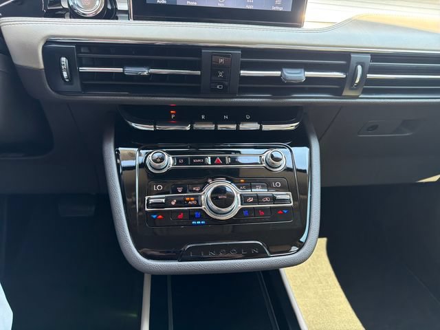 Certified 2020 Lincoln Corsair AWD w/ Equipment Group 101A image 20