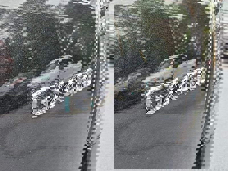 Used 2023 Lexus GX 460 Premium w/ Accessory Package image 13