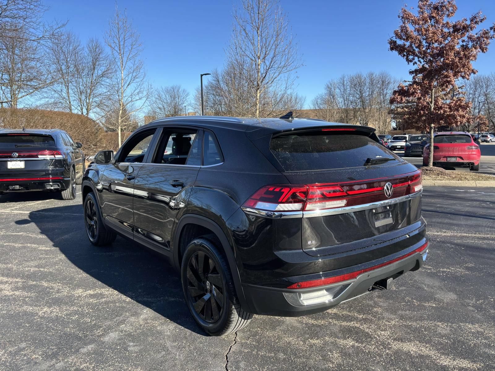 New 2026 Volkswagen Atlas Cross Sport SE FWD image 5