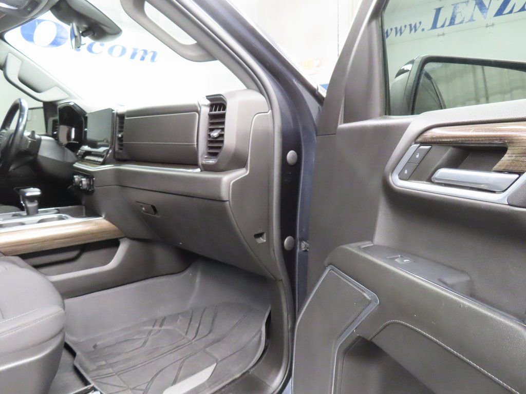 Used 2022 Chevrolet Silverado 1500 RST w/ Protection Package image 24