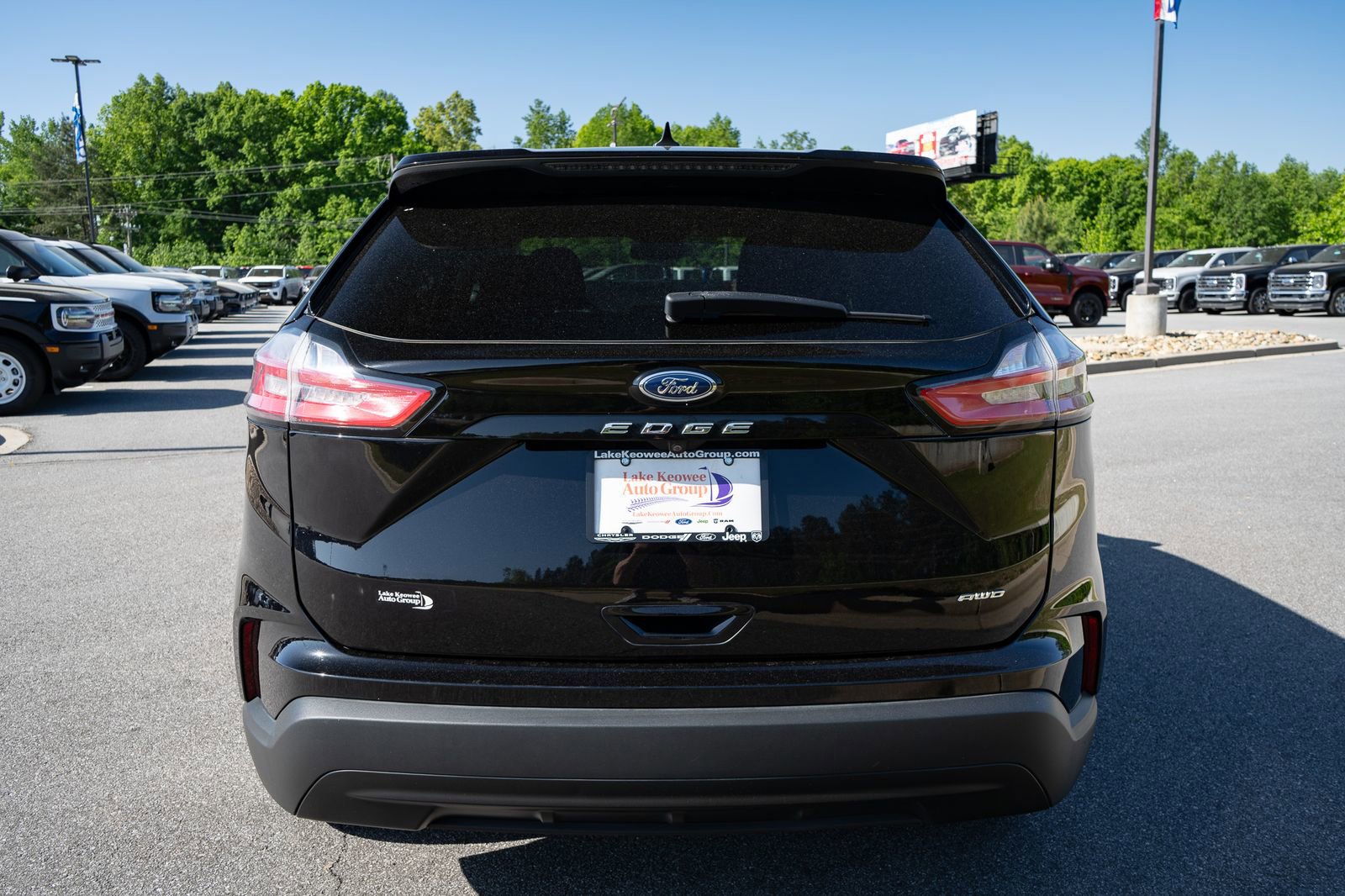 Used 2023 Ford Edge SE AWD/4WD image 8