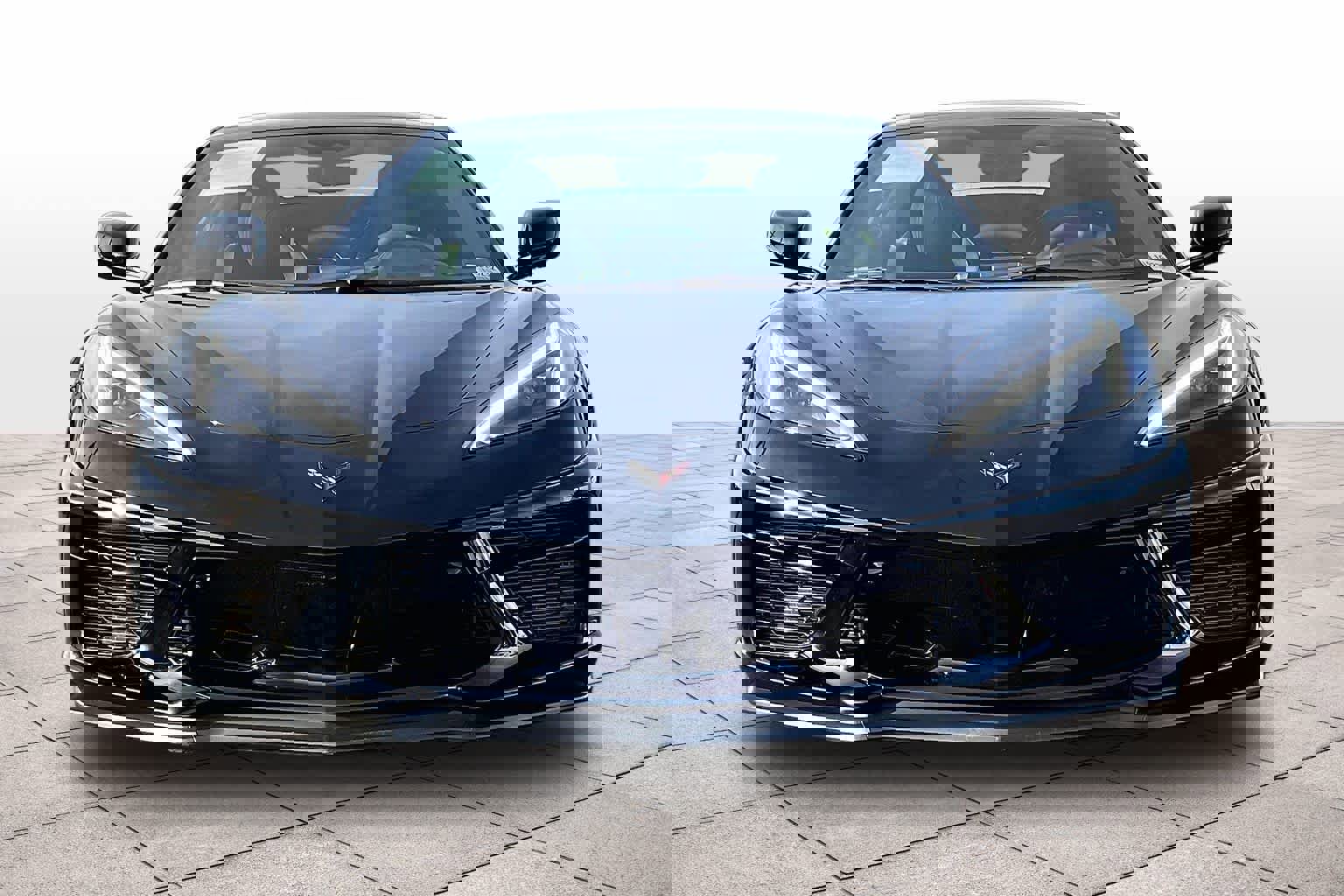 Used 2022 Chevrolet Corvette Stingray Premium Conv w/ Z51 Performance Package image 3