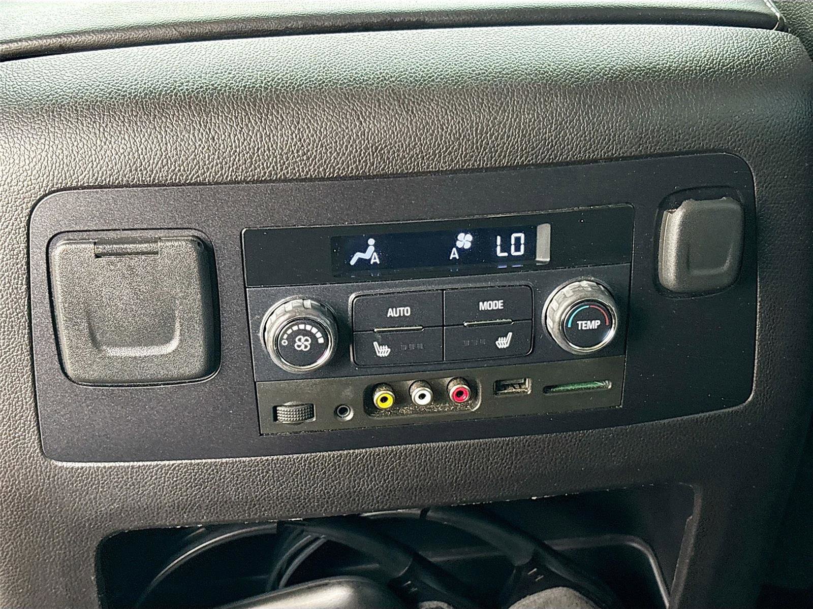 Used 2016 GMC Yukon SLT w/ Open Road Package image 28