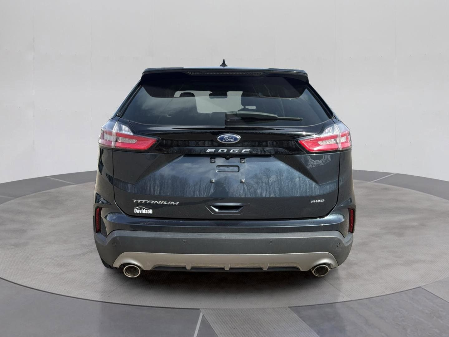 Certified 2022 Ford Edge Titanium image 5