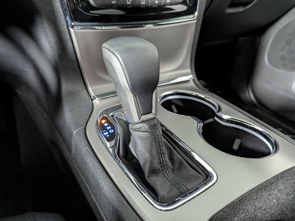 Used 2019 Jeep Grand Cherokee Altitude image 37