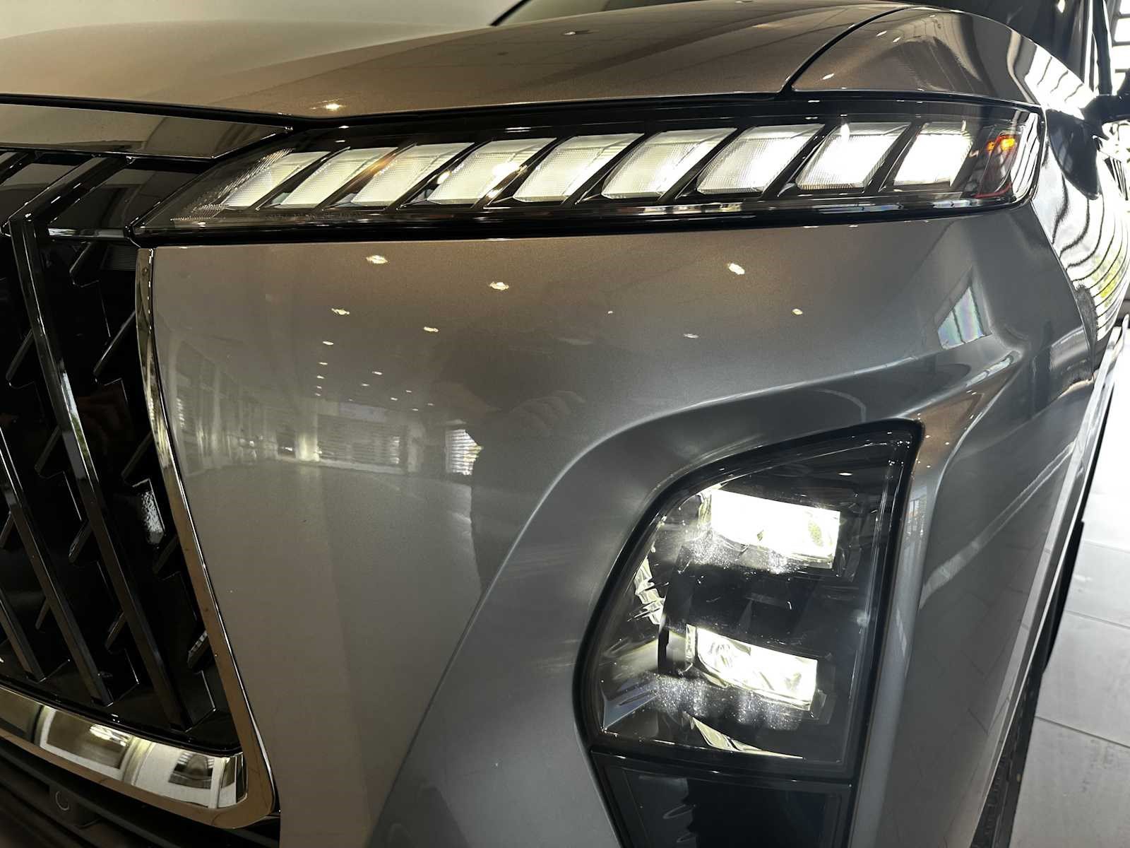 New 2027 INFINITI QX80 Sensory w/ Sport Exterior Package AWD/4WD image 5