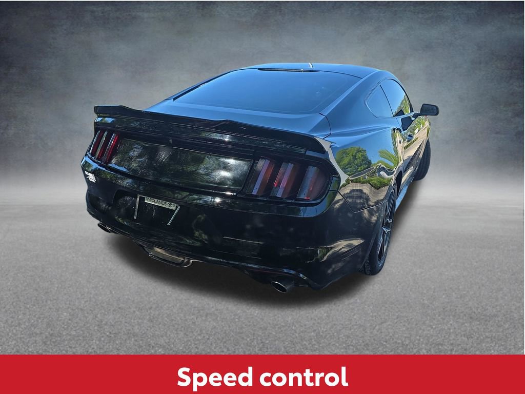 Used 2017 Ford Mustang Coupe RWD image 6