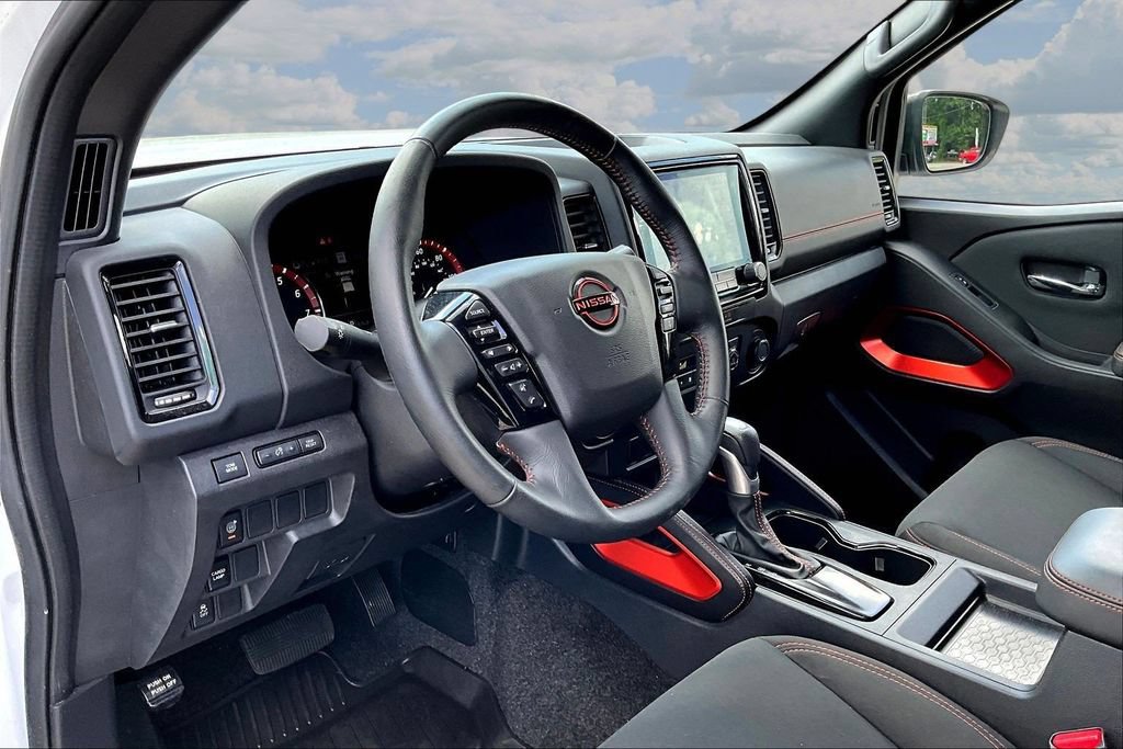Used 2022 Nissan Frontier Pro-X w/ Technology Package RWD image 20