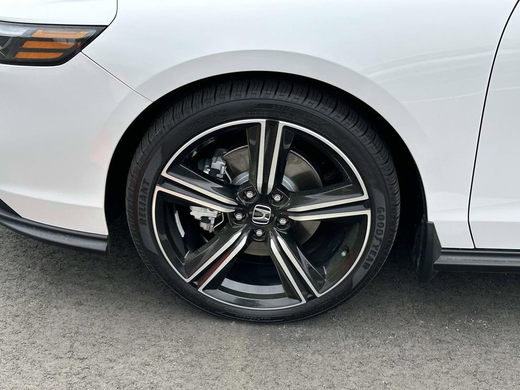 Certified 2023 Honda Accord Sport image 4