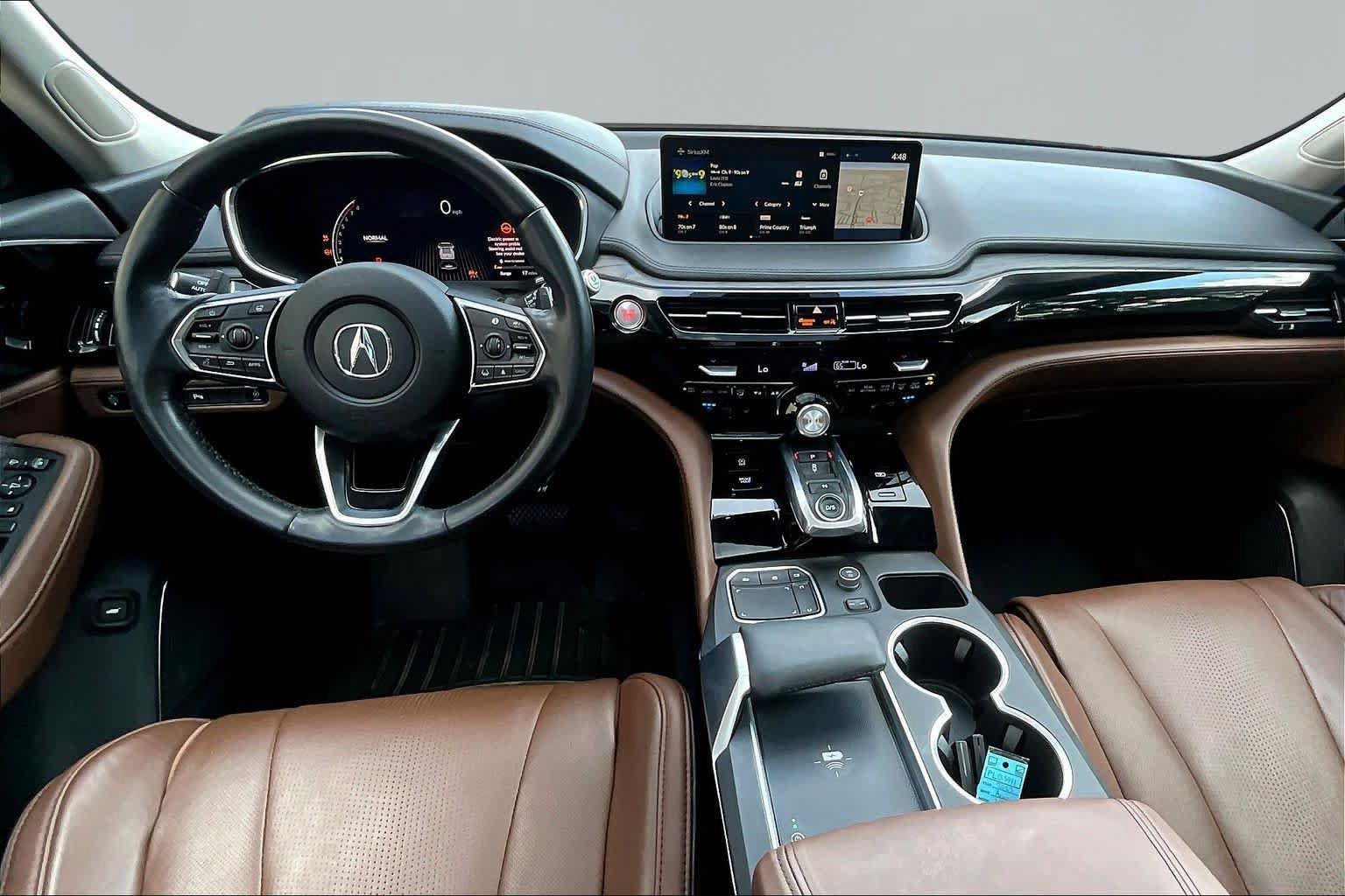 Used 2023 Acura MDX SH-AWD w/ Advance Package image 16