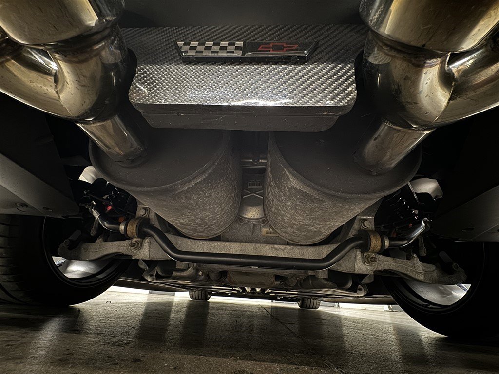 Used 2011 Chevrolet Corvette Grand Sport w/ Preferred Equipment Group image 36