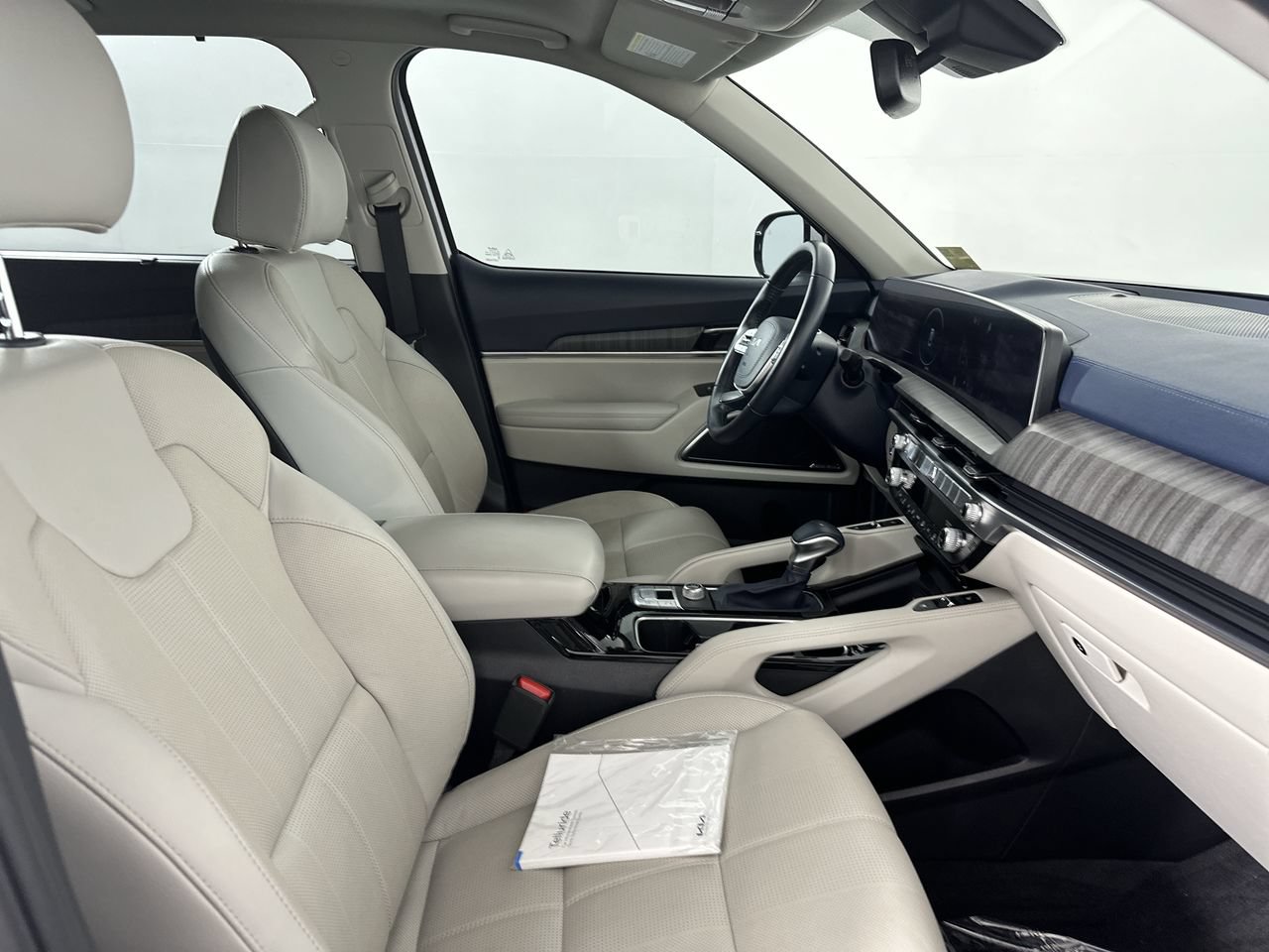 Certified 2024 Kia Telluride SX FWD image 12