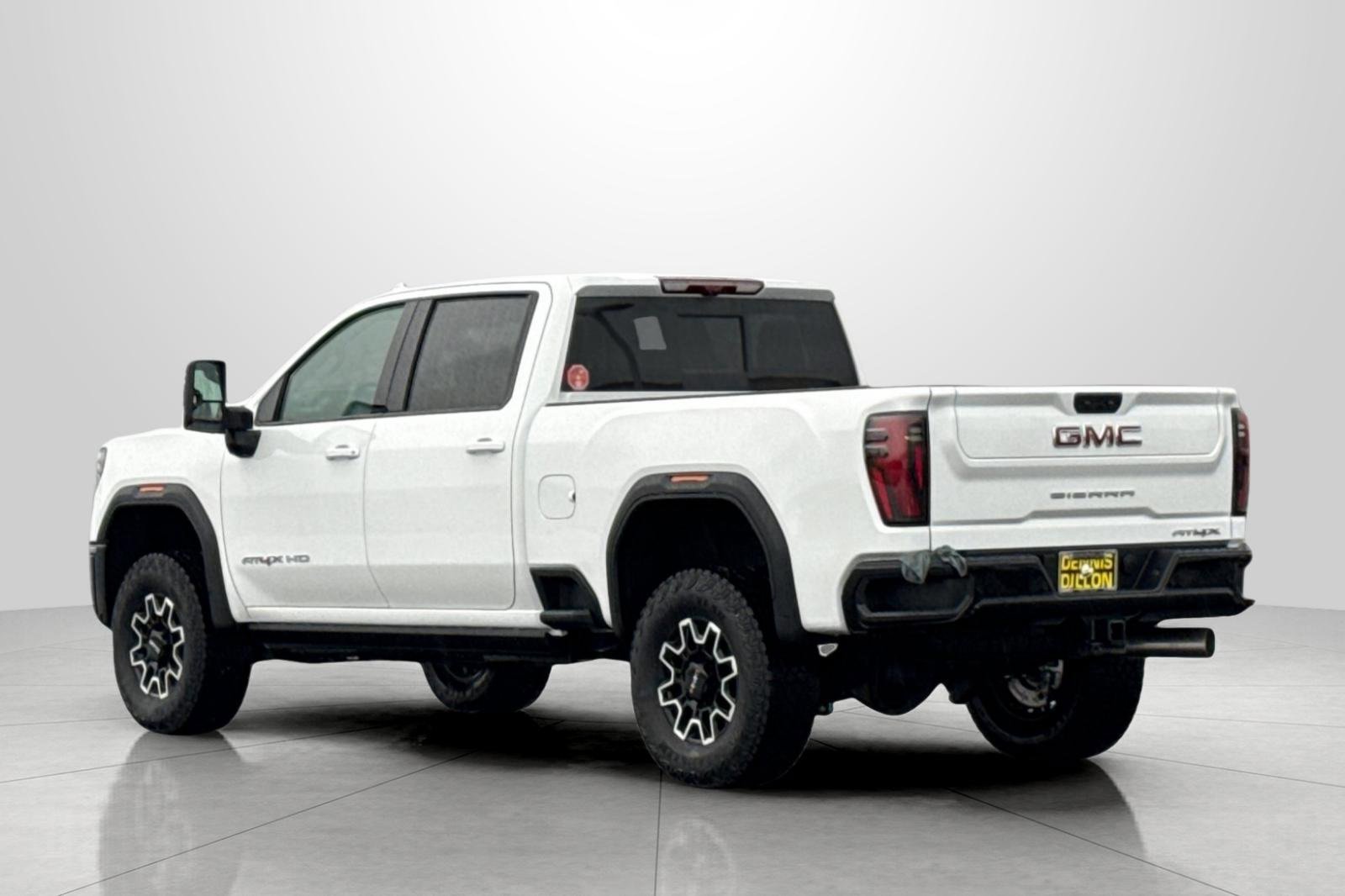 Used 2026 GMC Sierra 2500 AT4X image 7
