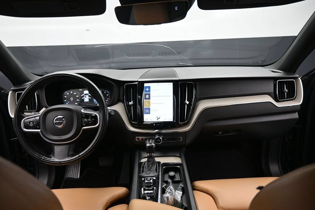 Used 2019 Volvo XC60 T6 Inscription w/ Protection Package Premier AWD/4WD image 19