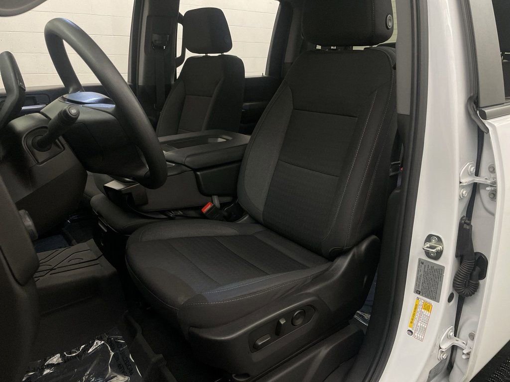 Used 2024 Chevrolet Silverado 2500 Custom w/ Custom Convenience Package image 13