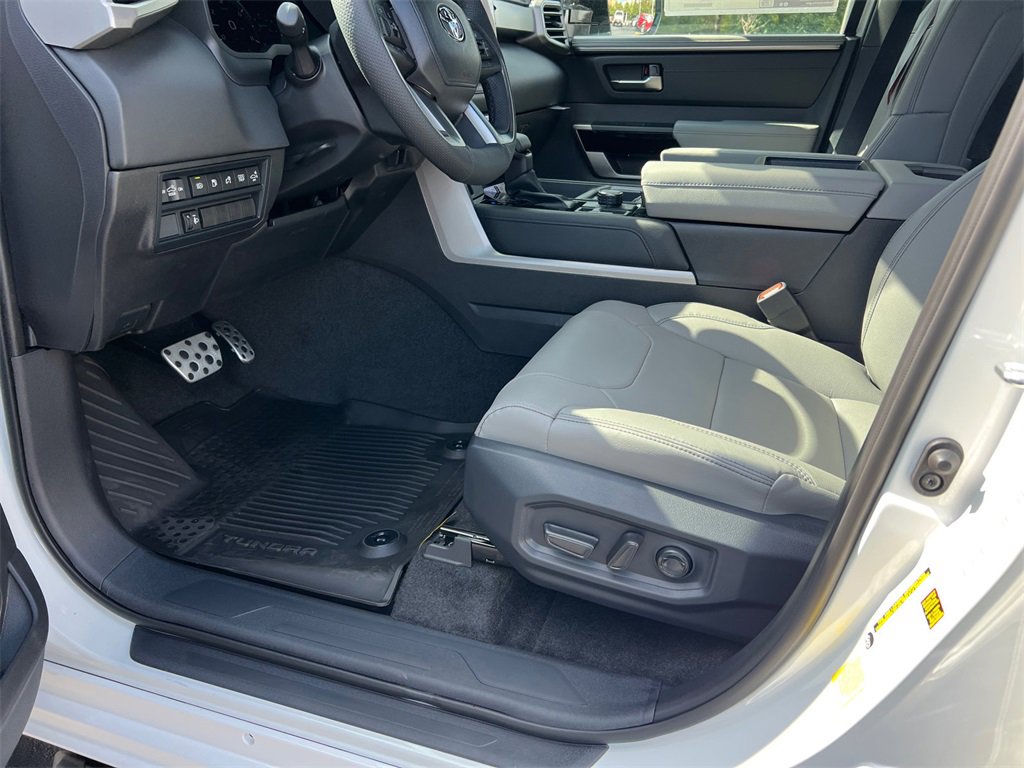 New 2026 Toyota Tundra Limited image 9