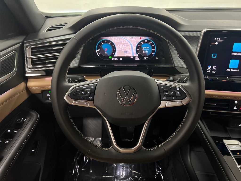 Used 2024 Volkswagen Atlas Cross Sport SEL AWD/4WD image 17