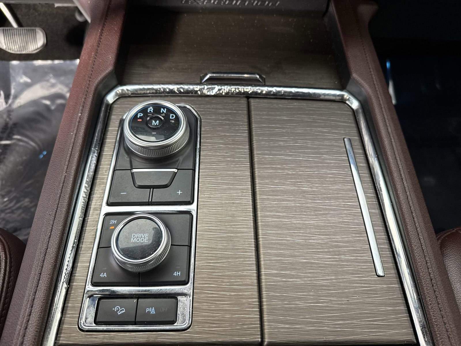 Used 2022 Ford Expedition Max Limited image 17