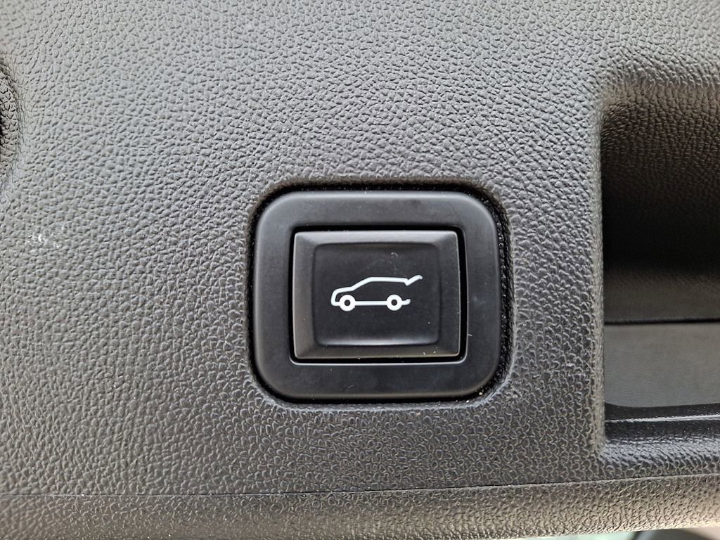 Used 2022 Chevrolet Equinox Premier image 28