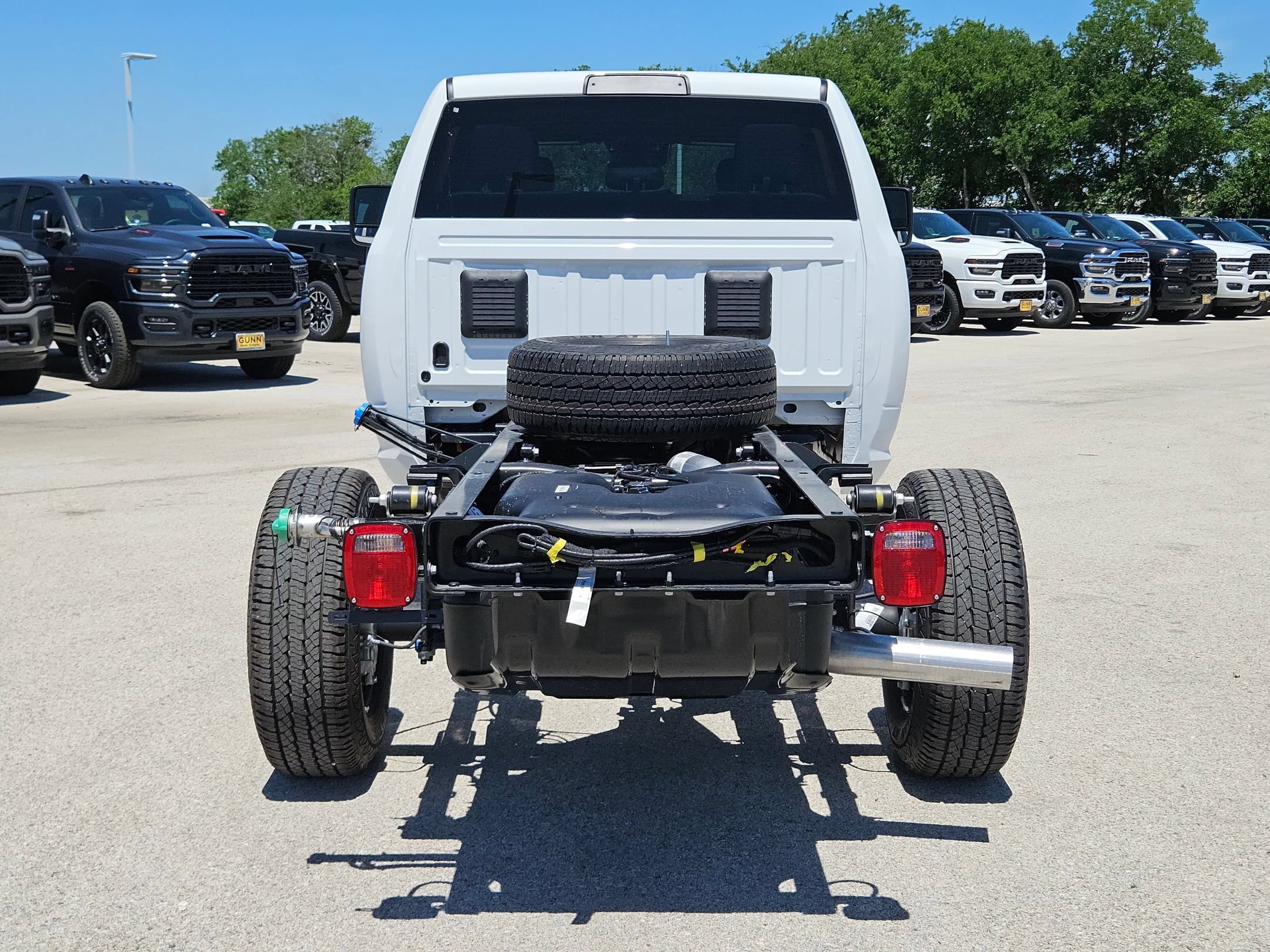 New 2026 RAM 3500 Tradesman AWD/4WD image 4