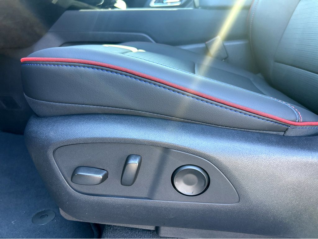 New 2024 Chevrolet Silverado EV RST image 9