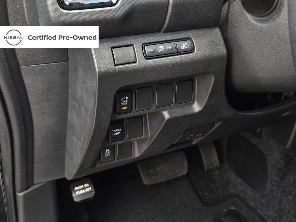 Certified 2023 Nissan Frontier SV w/ Midnight Edition Package RWD image 17