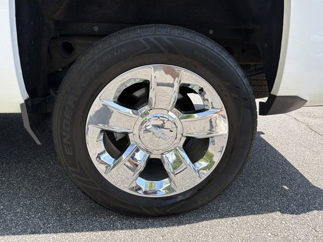 Used 2017 Chevrolet Silverado 1500 LTZ Z71 w/ LTZ Plus Package AWD/4WD image 19