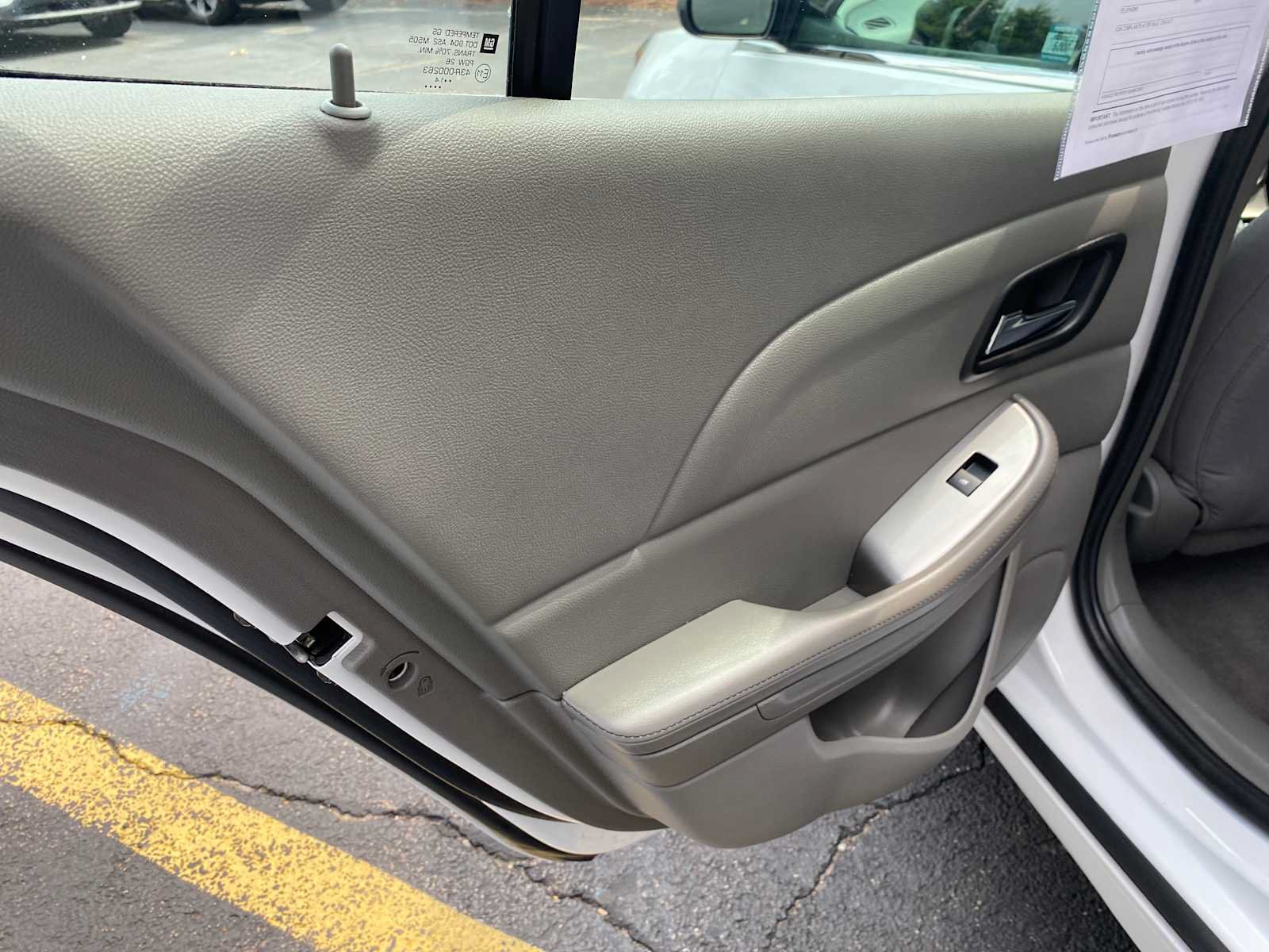 Used 2015 Chevrolet Malibu LS FWD image 25