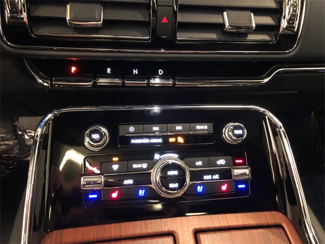 Used 2024 Lincoln Navigator L Reserve image 24