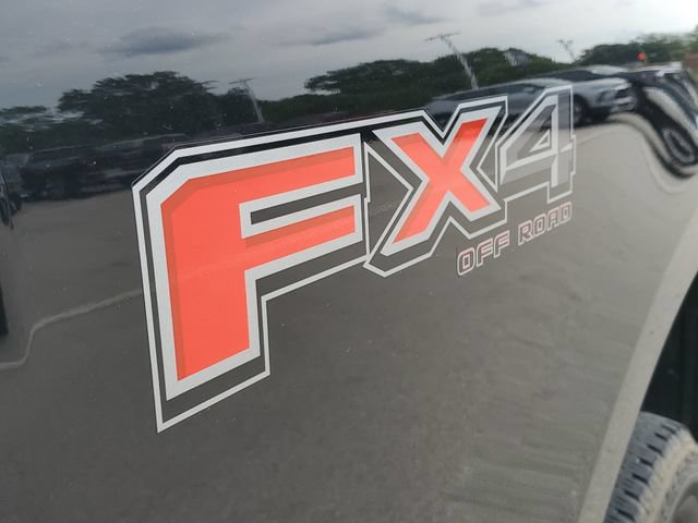 Used 2023 Ford F250 XL w/ STX Appearance Package AWD/4WD image 7