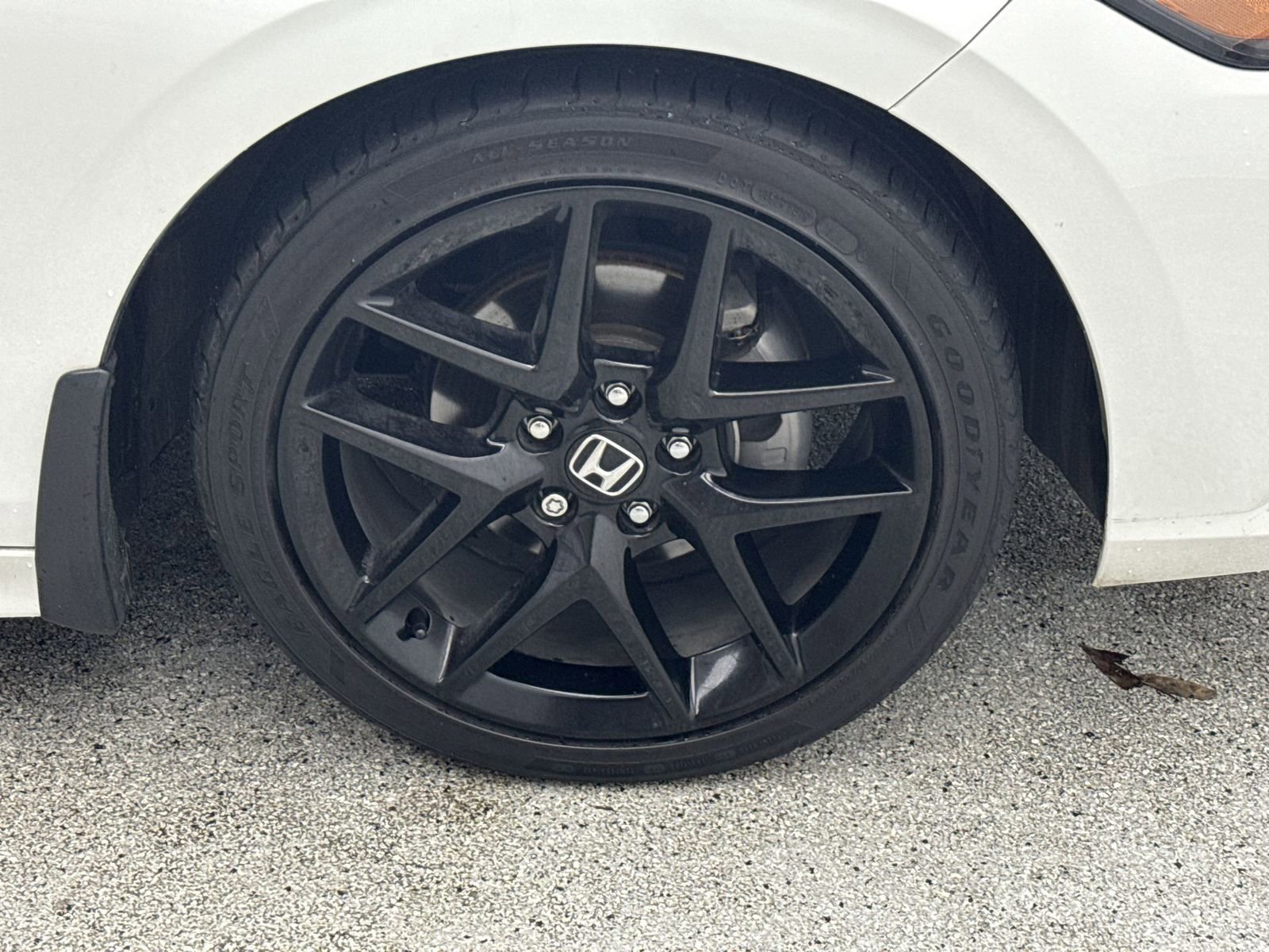 Used 2023 Honda Civic Sport image 25