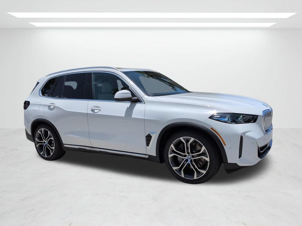 New 2026 BMW X5 xDrive50e w/ Climate Comfort Package AWD/4WD image 2