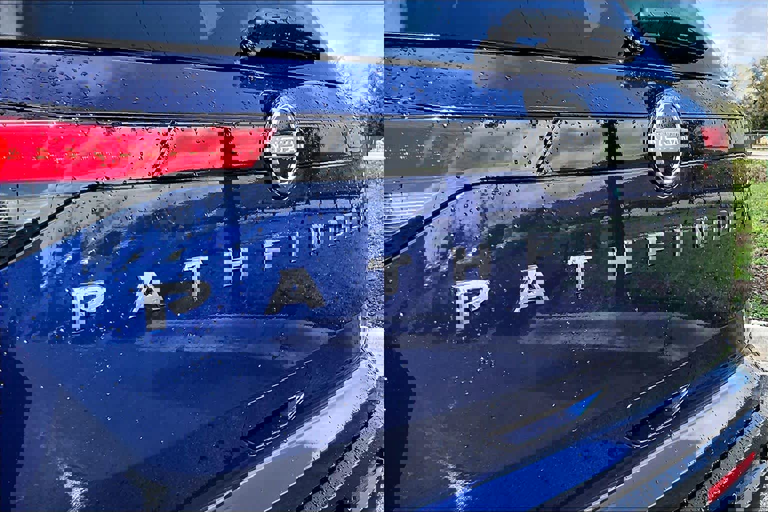 New 2026 Nissan Pathfinder SV image 15