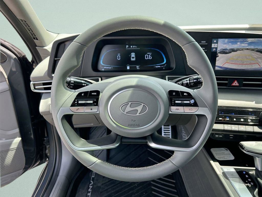 New 2026 Hyundai Elantra Sport FWD image 31