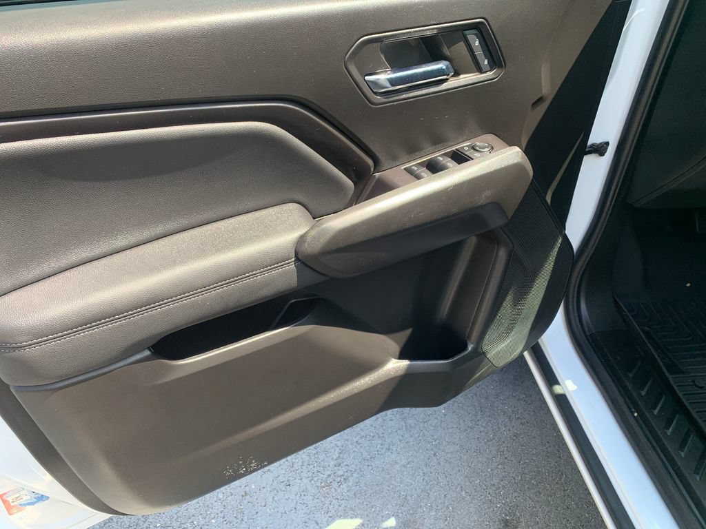 Used 2024 Chevrolet Colorado LT w/ LT Convenience Package RWD image 18