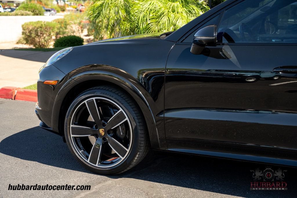 Used 2023 Porsche Cayenne Turbo AWD/4WD image 33