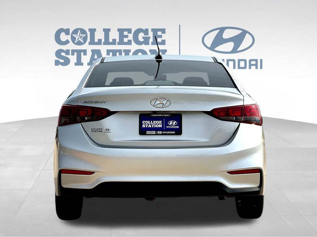 Used 2022 Hyundai Accent SEL w/ Cargo Package FWD image 9