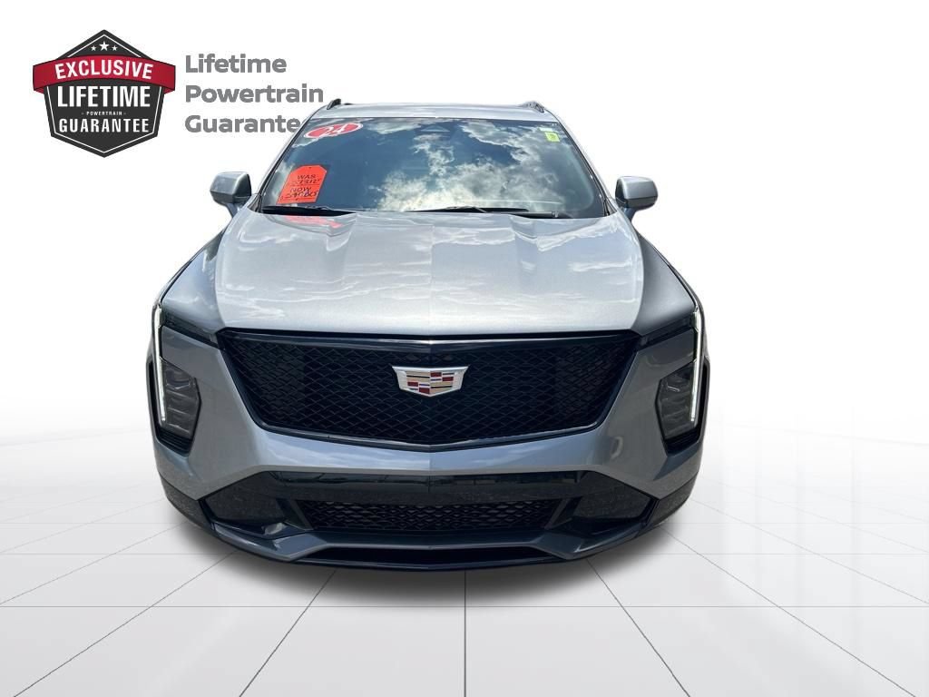 Used 2024 Cadillac XT4 Sport FWD image 8